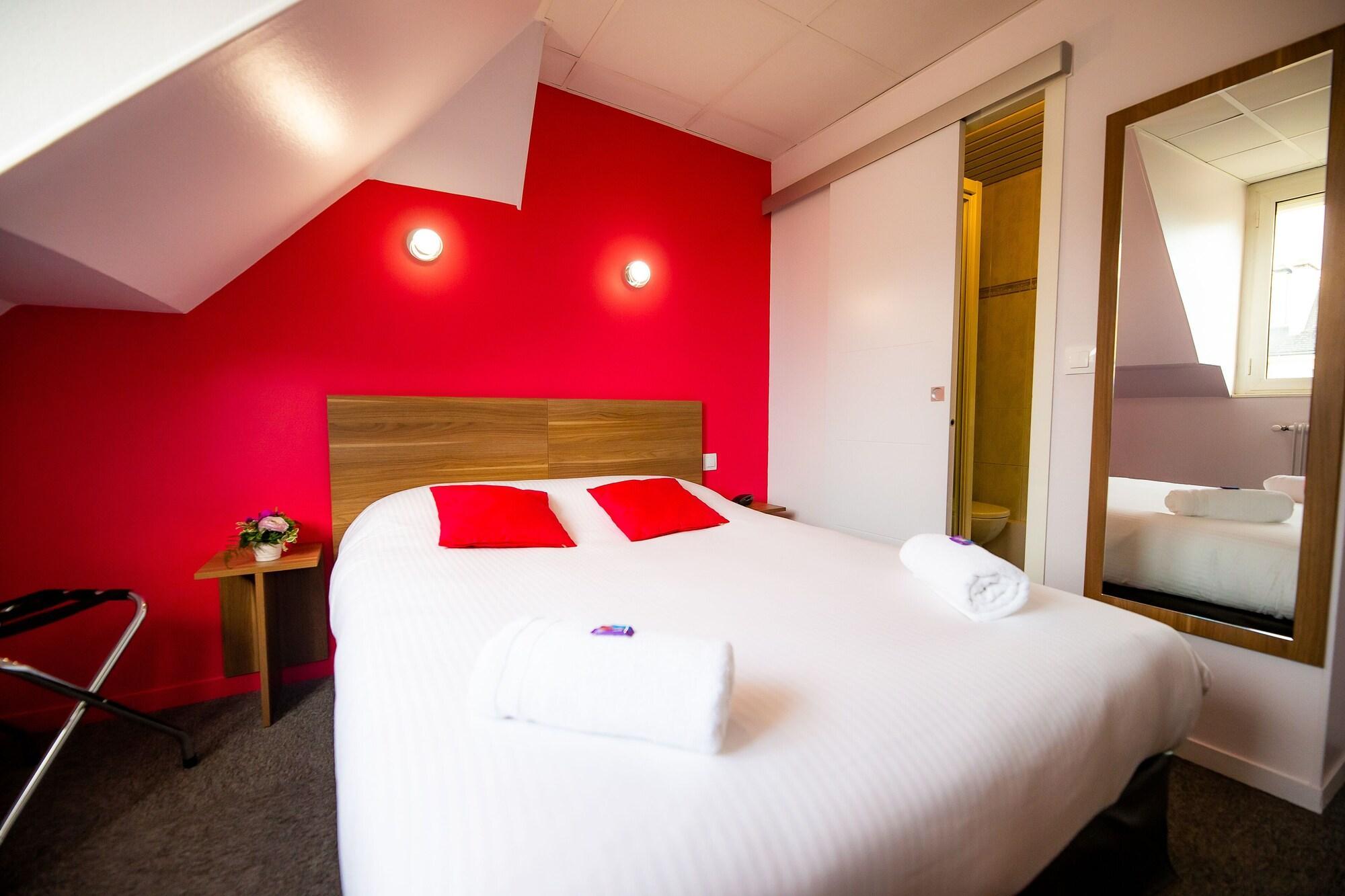 Logis Hotel Du Chateau ก็อง ภายนอก รูปภาพ