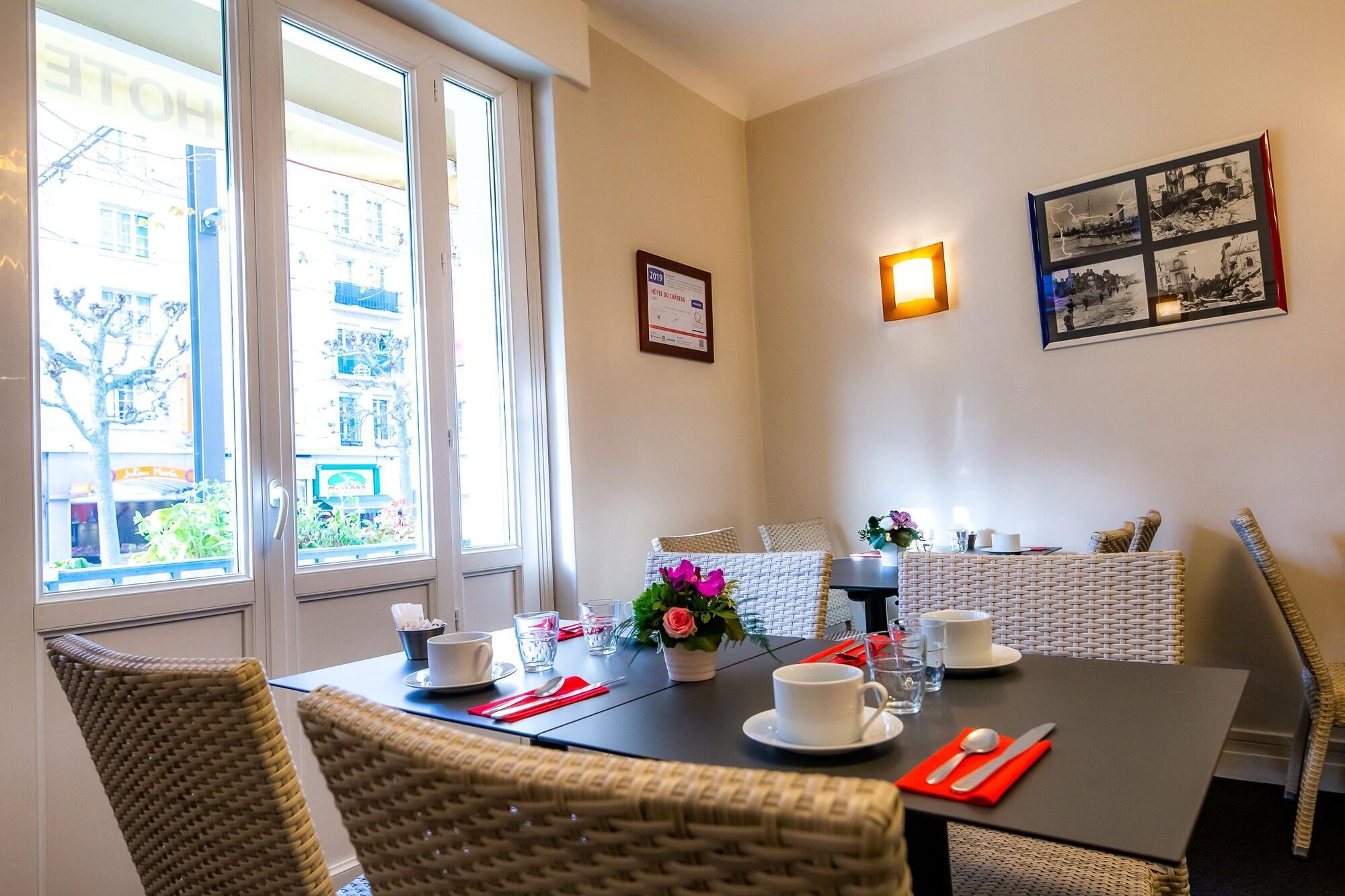 Logis Hotel Du Chateau ก็อง ภายนอก รูปภาพ