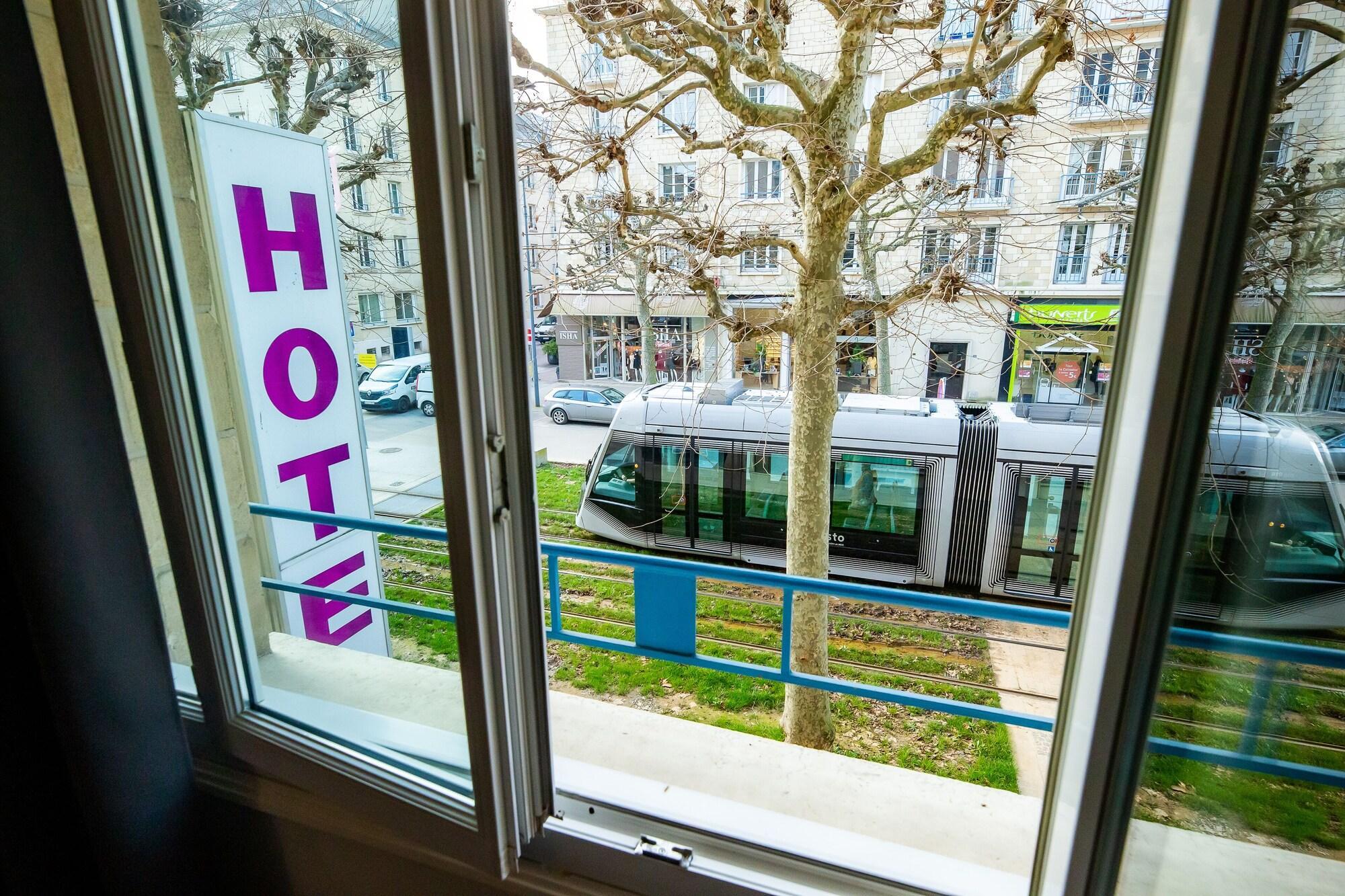 Logis Hotel Du Chateau ก็อง ภายนอก รูปภาพ