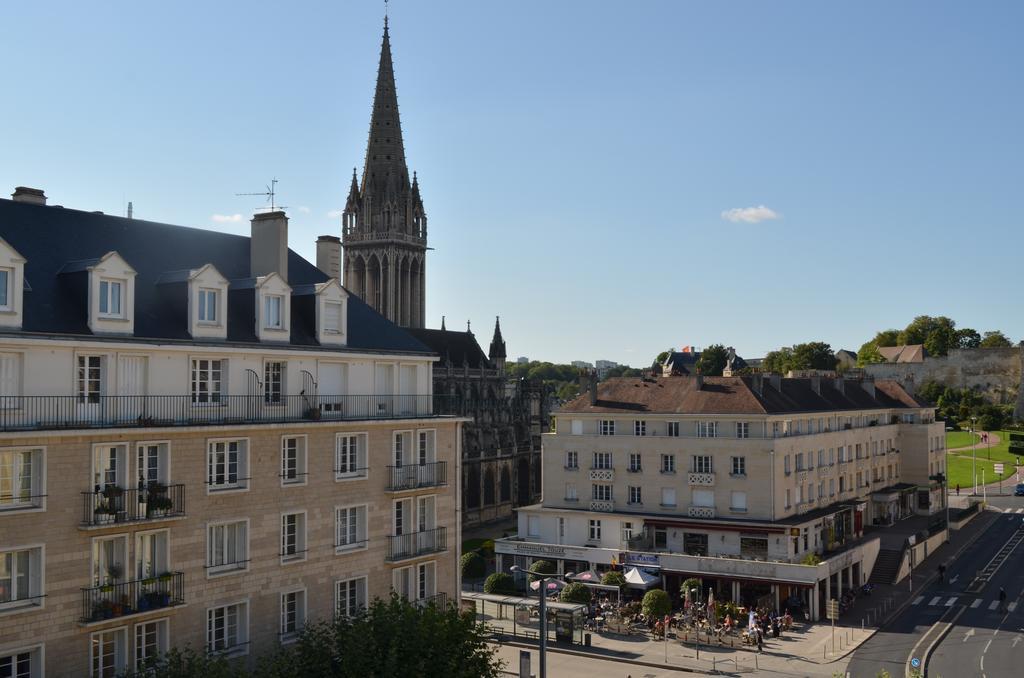 Logis Hotel Du Chateau ก็อง ภายนอก รูปภาพ